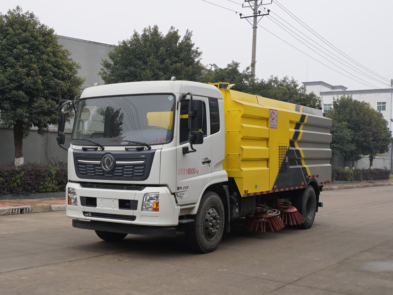 東風(fēng)天錦  12方  掃路車