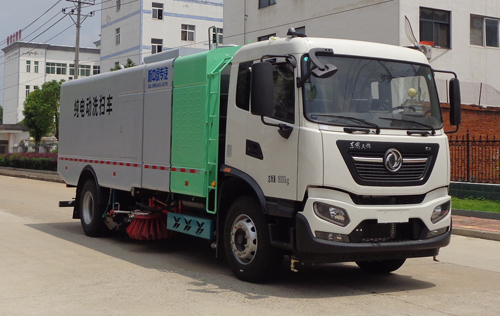 東風(fēng)天錦XZL5182TXSBEV型純電動(dòng)洗掃車(chē)