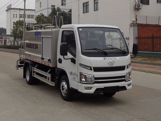 躍進(jìn)2-3噸純電動(dòng)綠化噴灑車
